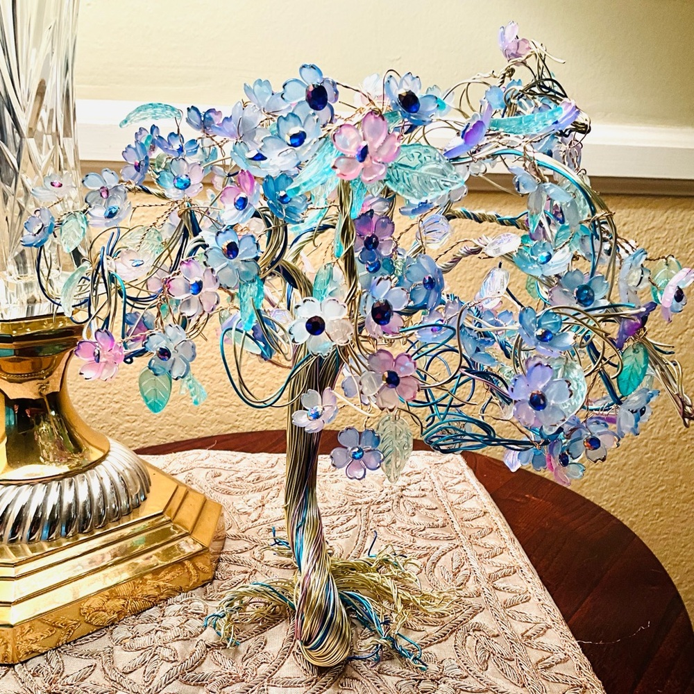 Prismatic wonders of a wire tree.